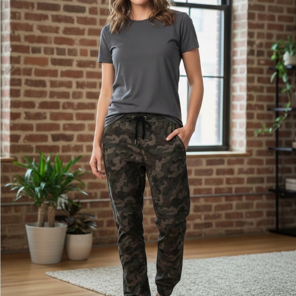 Zanerobe Camo Joggers Unisex Size 28